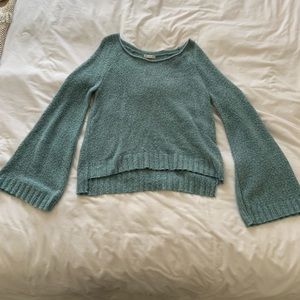 Market and Melrose Bell sleeve sweater